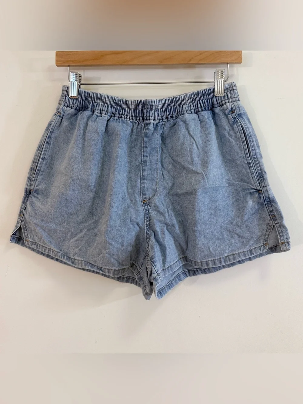 Aritzia Denim Forum The '90s So-Soft Lo-Rise Denim Short